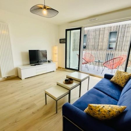 Charming New Flat With Balcony Apartment Ла Рошел Екстериор снимка