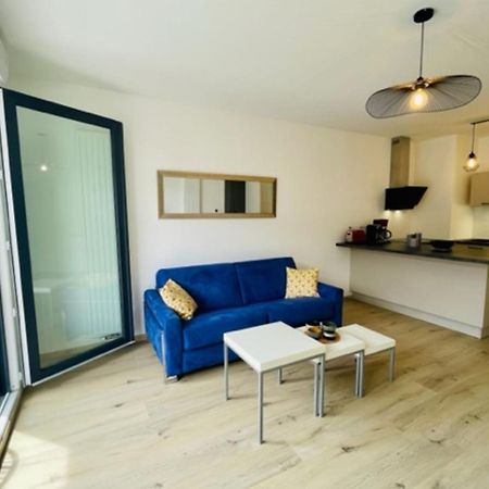 Charming New Flat With Balcony Apartment Ла Рошел Екстериор снимка